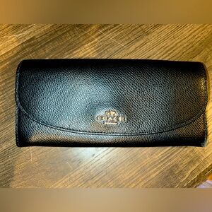 COACH - black wallet (10 credit card slots & coin holder)